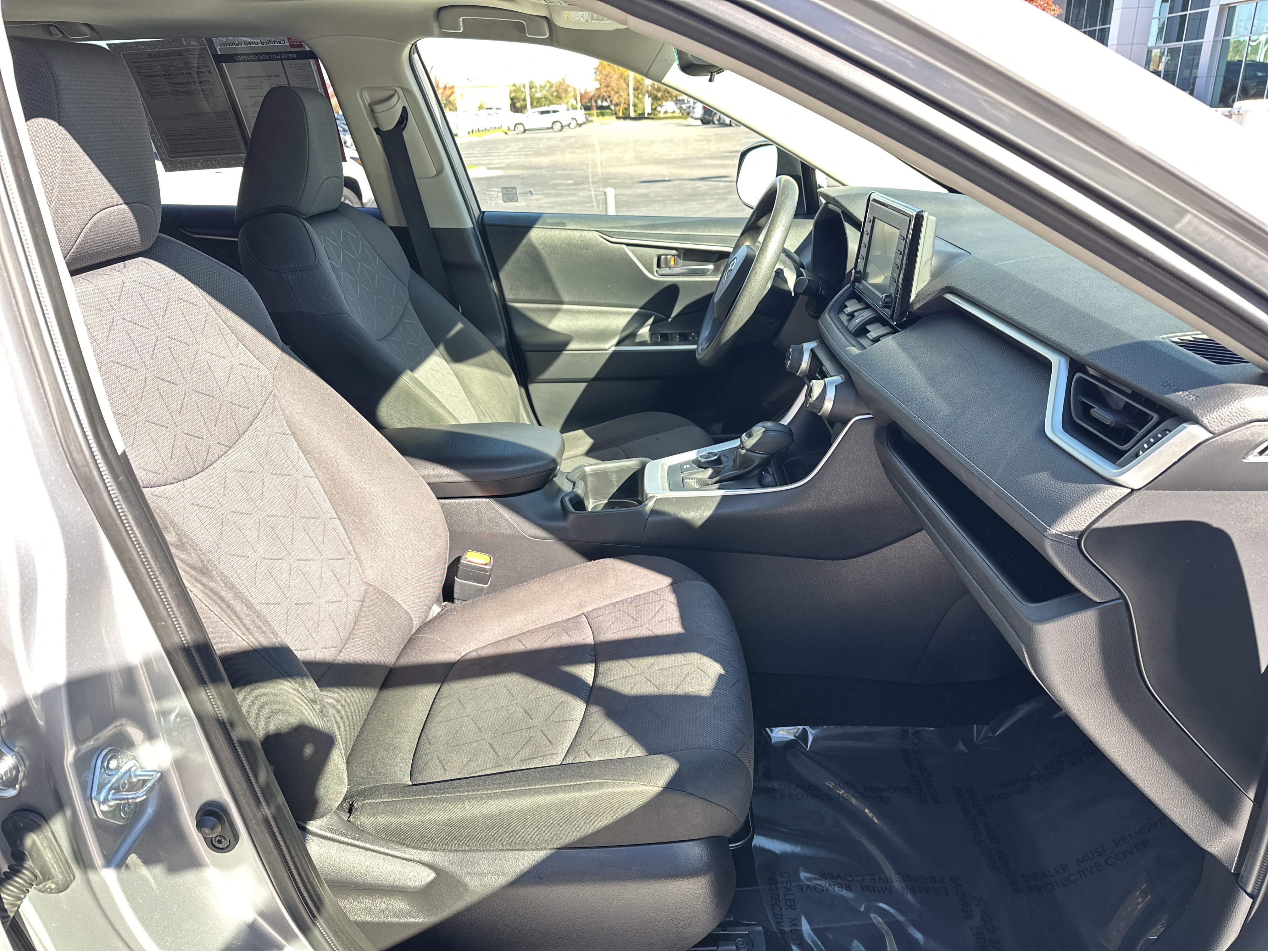 Certified 2022 Toyota RAV4 XLE image 33