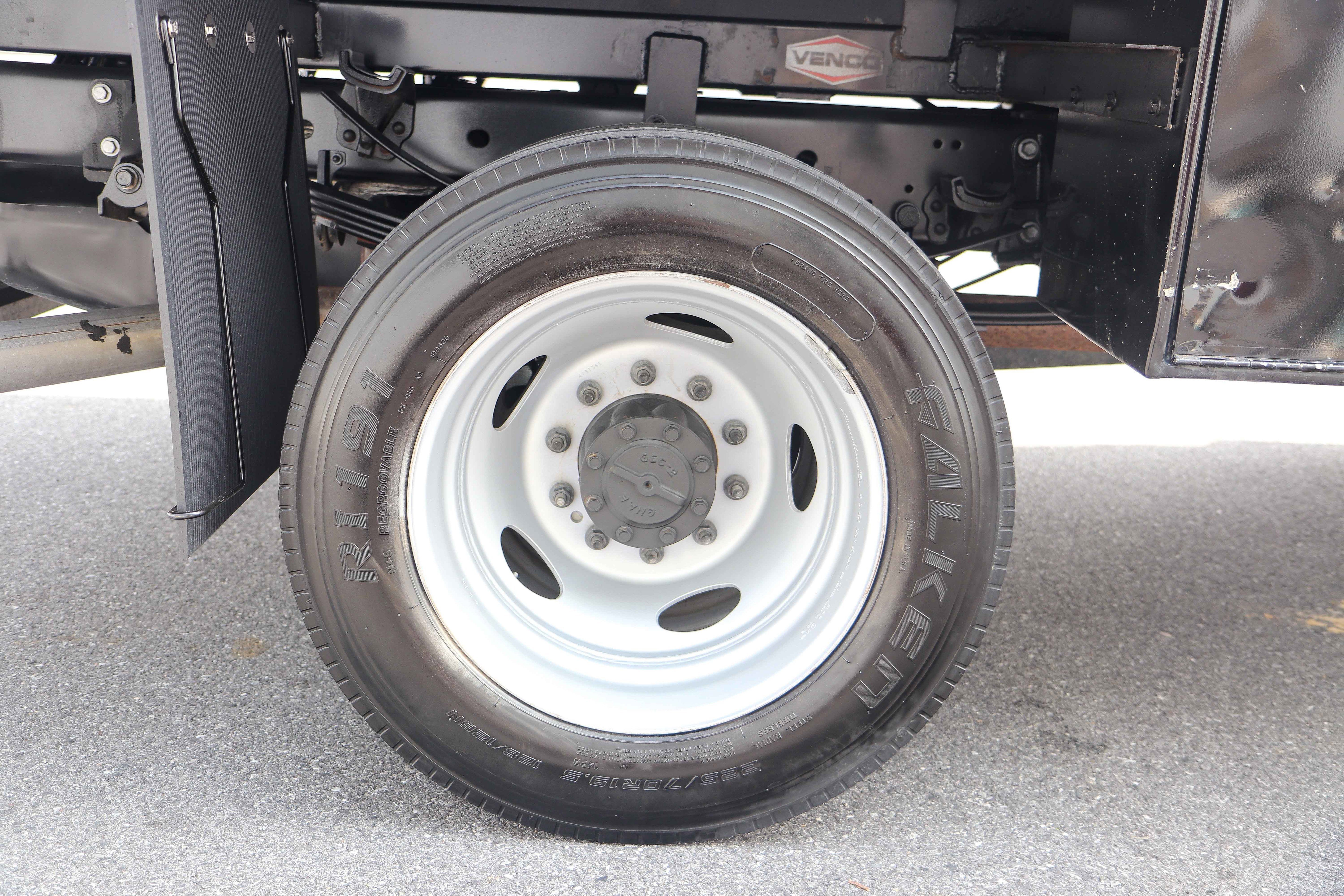 Used 2022 Ford F450 XL w/ Power Equipment Group image 33