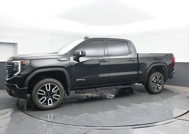 Used 2022 GMC Sierra 1500 AT4 w/ AT4 Preferred Package AWD/4WD image 11
