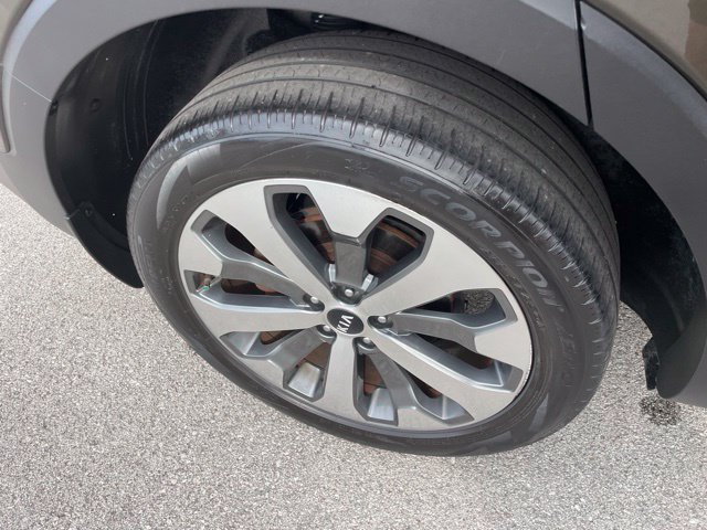Used 2020 Kia Telluride S FWD image 18