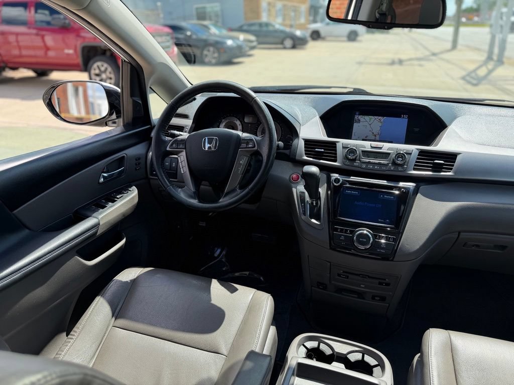 Used 2017 Honda Odyssey Touring image 15