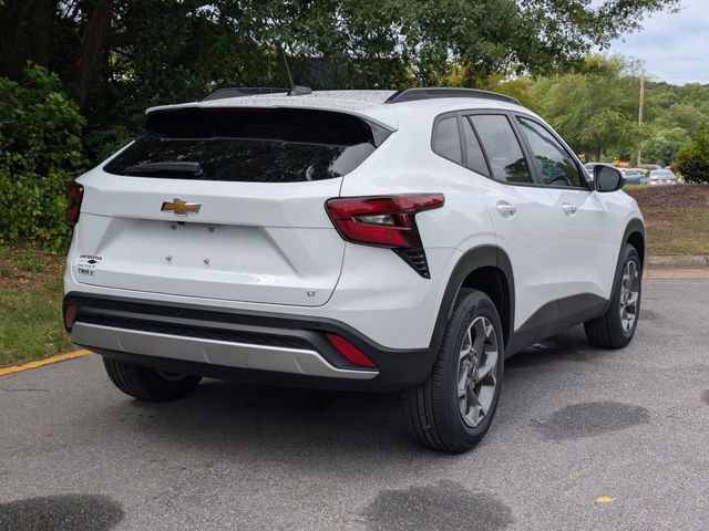 New 2026 Chevrolet Trax LT w/ Sunroof Package FWD image 2