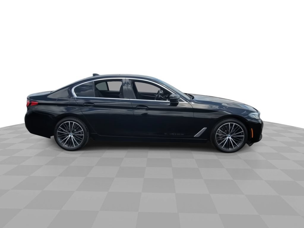Used 2023 BMW 530i w/ Premium Package RWD image 9