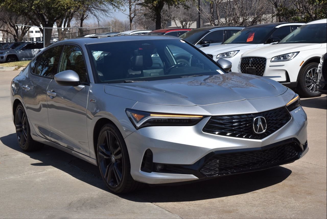 Used 2023 Acura Integra A-Spec image 2