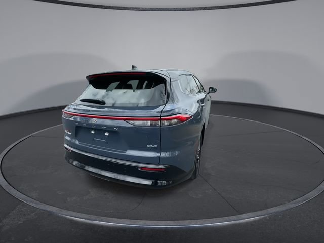 Used 2025 Toyota Crown Signia image 13