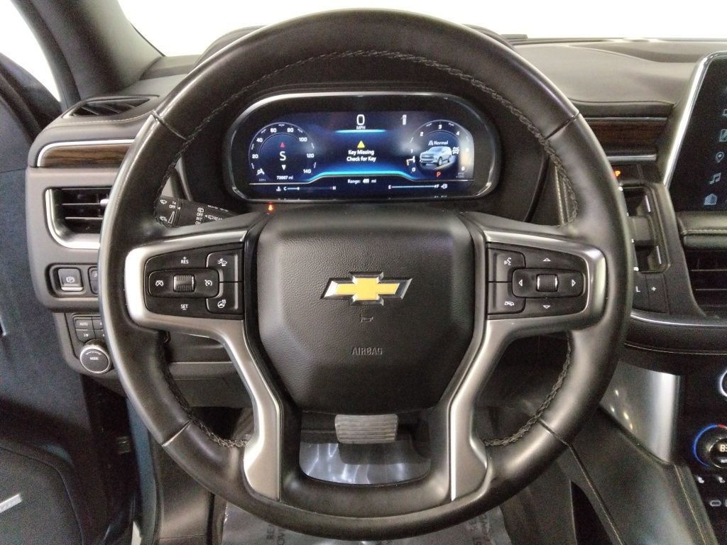 Used 2023 Chevrolet Suburban Premier image 13