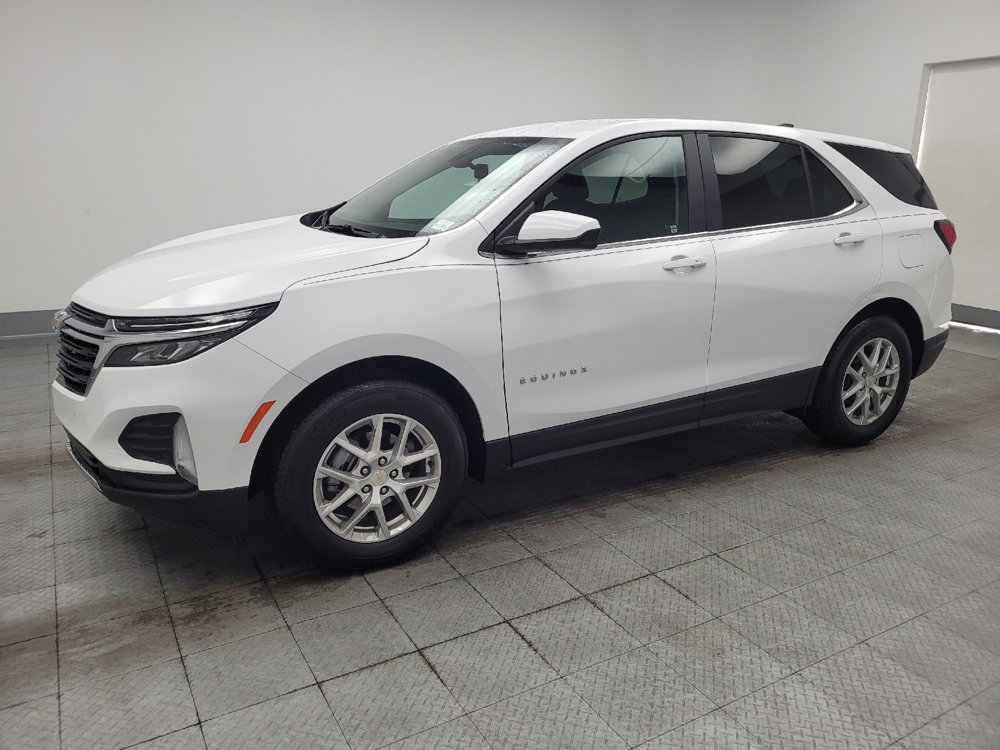 Used 2024 Chevrolet Equinox LT w/ LPO, Floor Liner Package FWD image 2