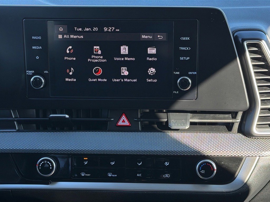 Used 2024 Kia Sportage LX image 14