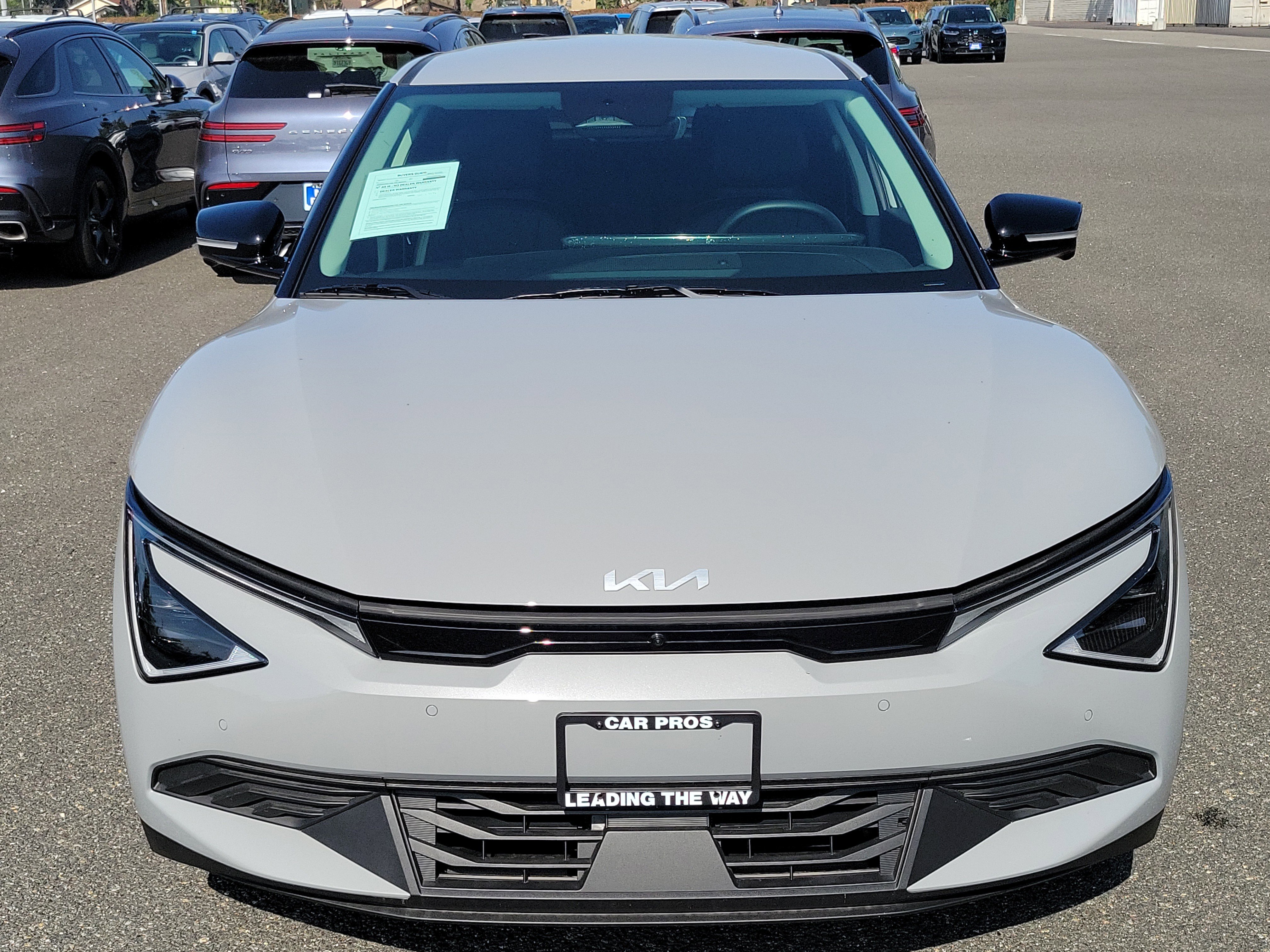 Used 2025 Kia EV6 Light w/ Light LR Technology Package RWD image 26