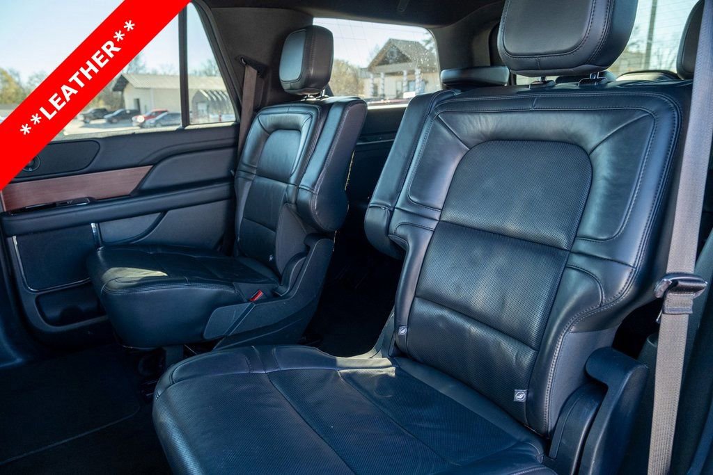 Used 2023 Lincoln Navigator Reserve image 7