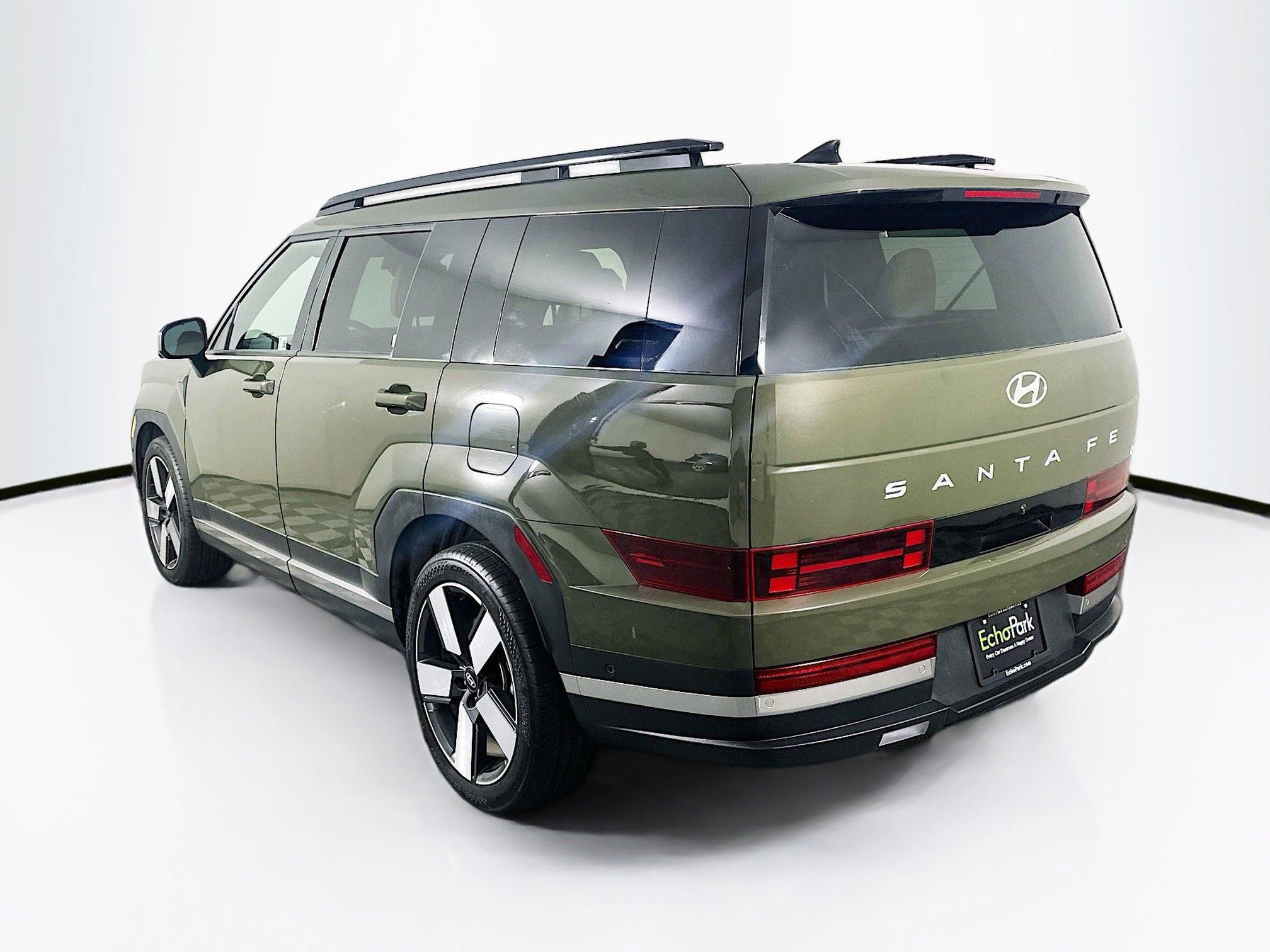 Used 2025 Hyundai Santa Fe Limited image 5