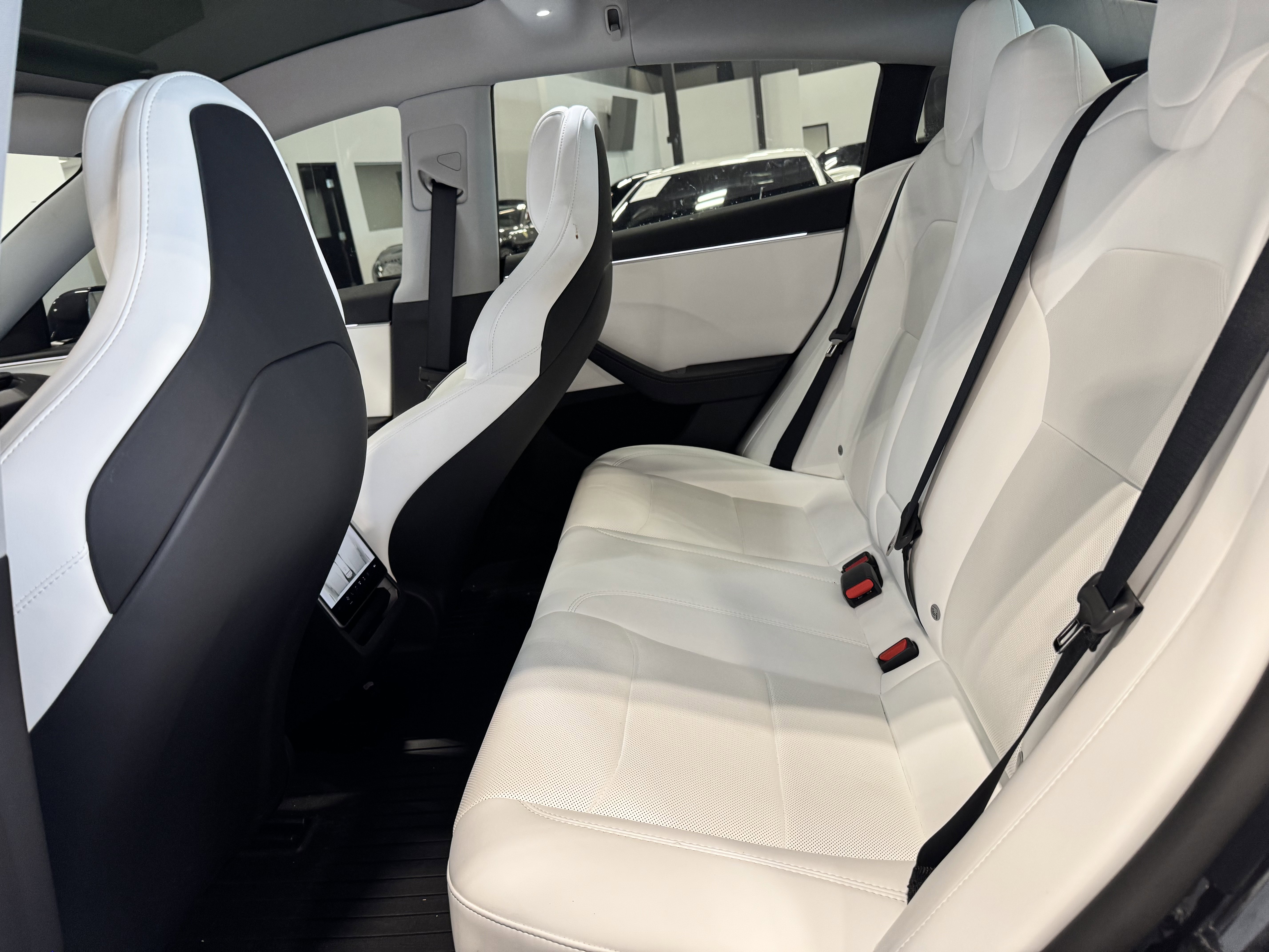 Used 2025 Tesla Model 3 Performance AWD/4WD image 27