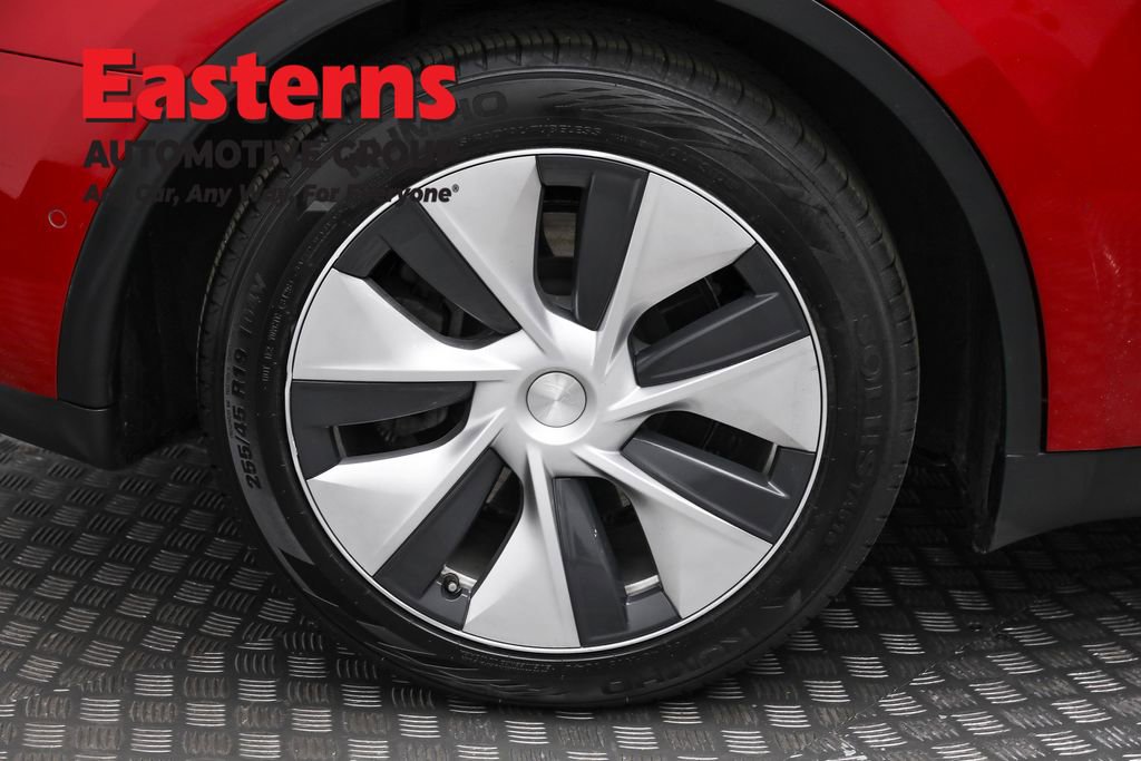 Used 2021 Tesla Model Y 2WD image 27