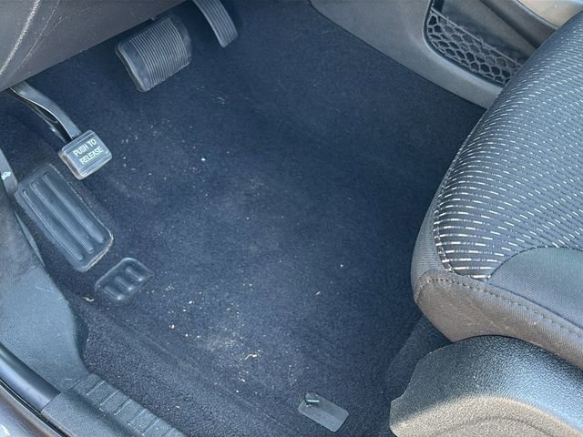 Used 2020 Dodge Journey SE w/ SE Popular Equipment Group image 13