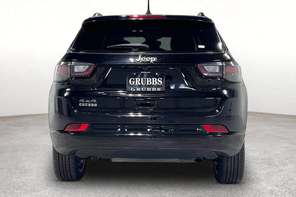 Used 2024 Jeep Compass Limited w/ High Altitude Package AWD/4WD image 5