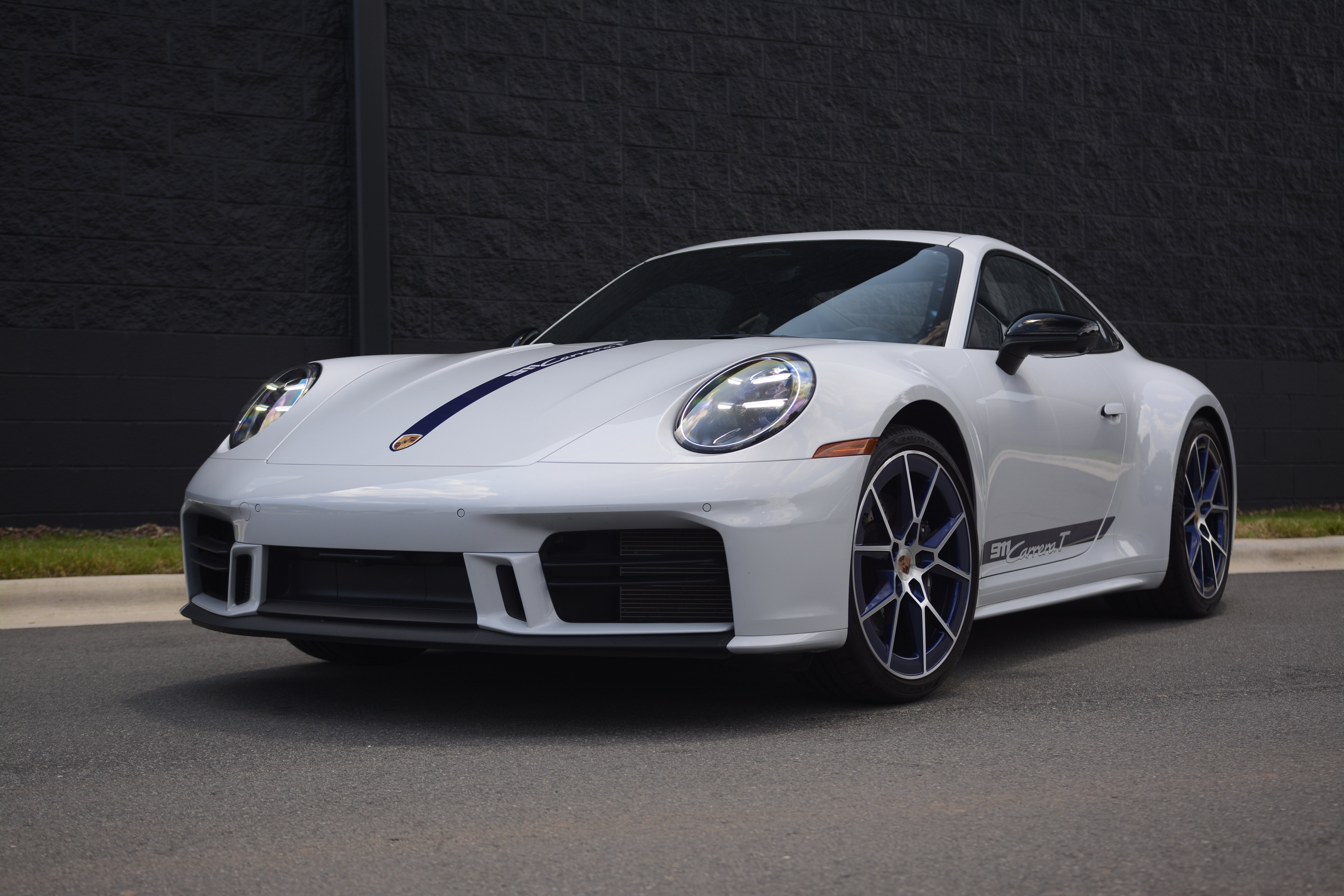 Certified 2026 Porsche 911 Carrera RWD image 1