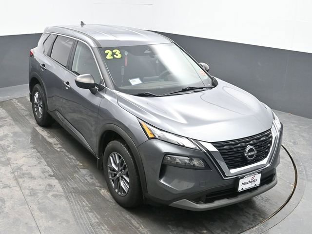 Used 2023 Nissan Rogue S image 22