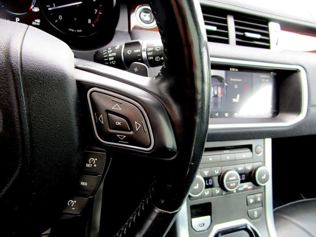 Used 2017 Land Rover Range Rover Evoque HSE AWD/4WD image 22