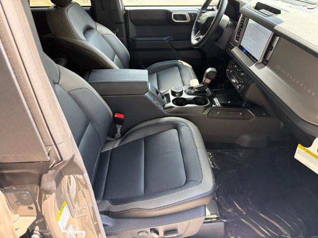 New 2026 Ford Bronco Outer Banks AWD/4WD image 16