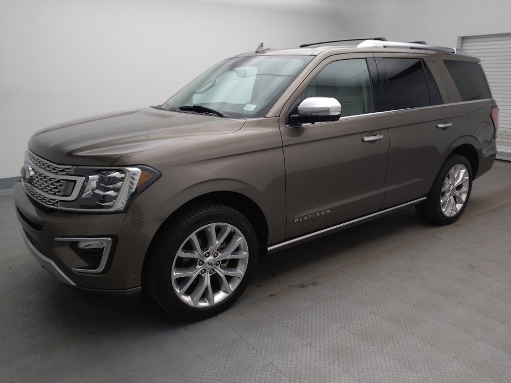 Used 2018 Ford Expedition Platinum image 2