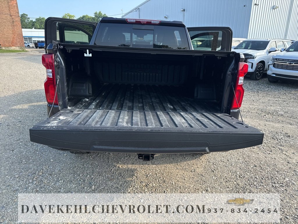 Used 2023 Chevrolet Silverado 1500 ZR2 image 35