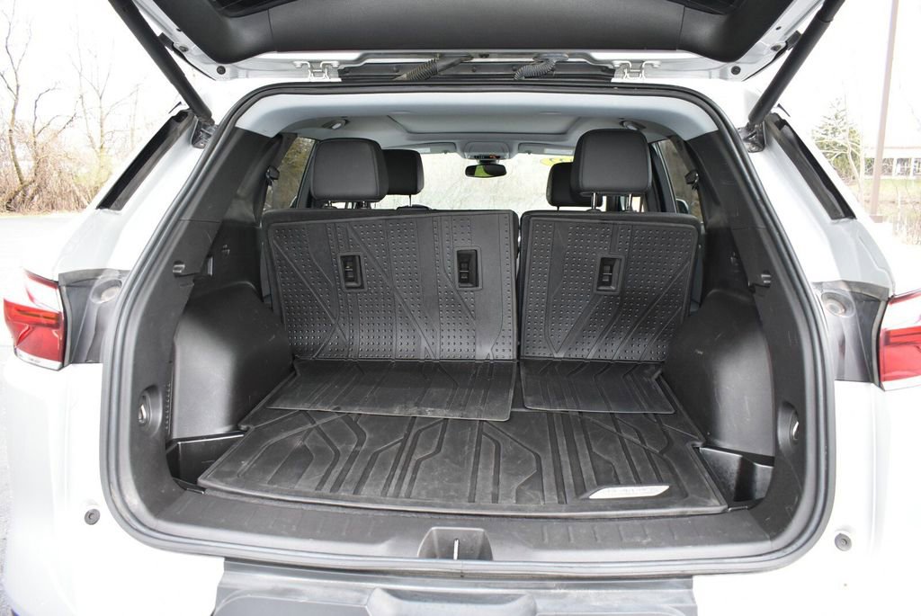 Used 2022 Chevrolet Blazer LT AWD/4WD image 29