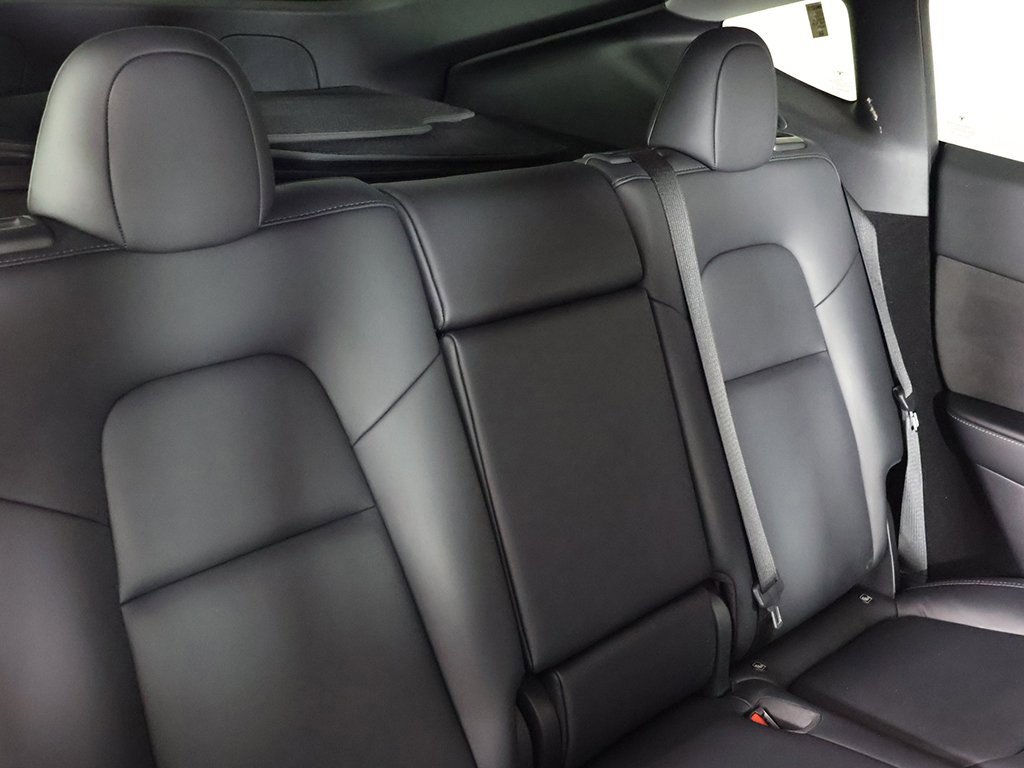 Used 2023 Tesla Model Y Long Range image 34