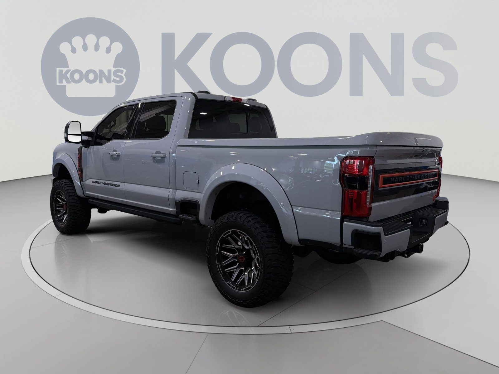Used 2026 Ford F250 Lariat w/ Black Appearance Package AWD/4WD image 4