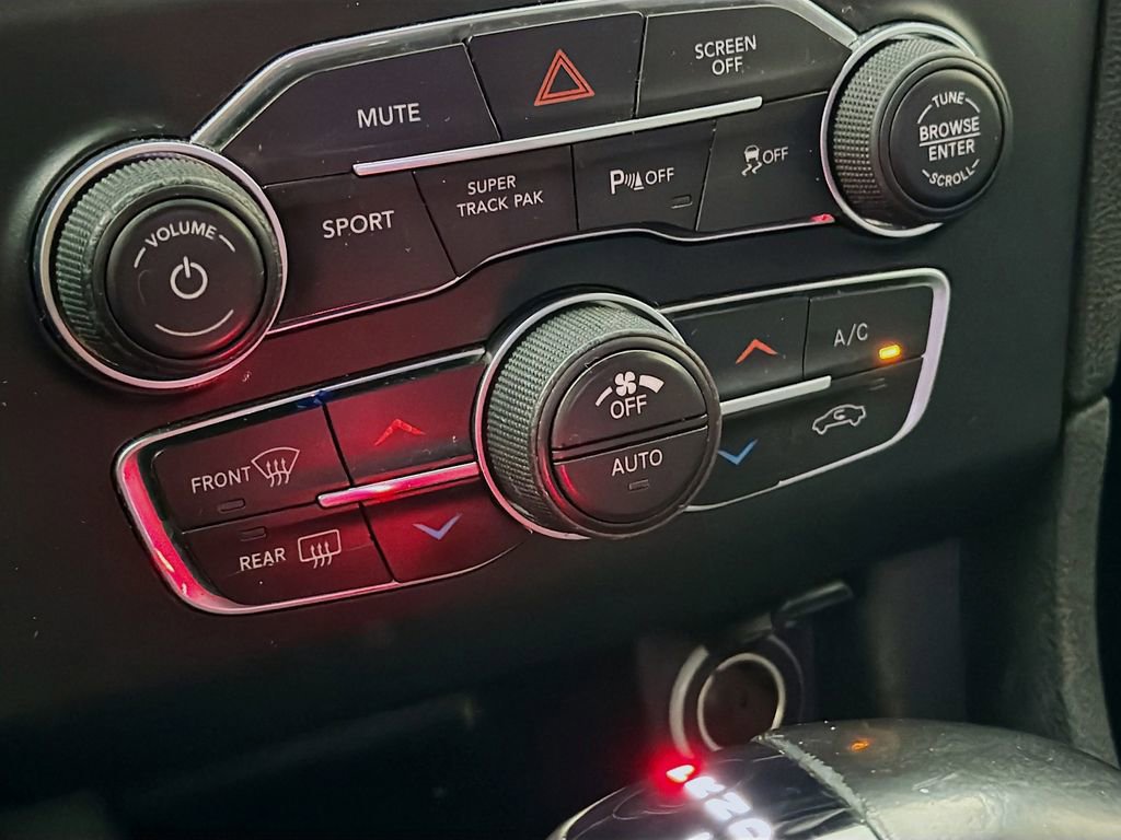 Used 2019 Dodge Charger GT image 17