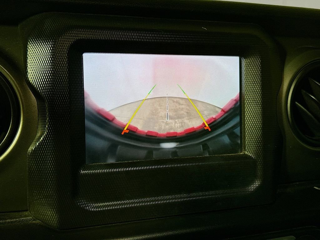 Used 2023 Jeep Wrangler Sport image 11