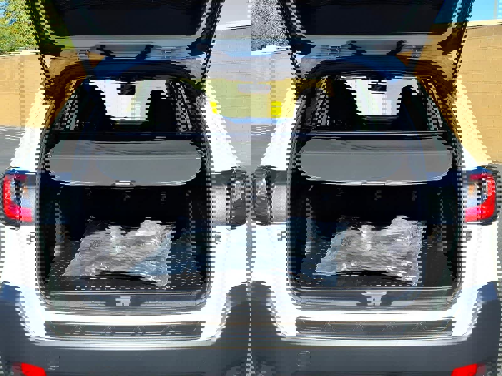 Certified 2025 Subaru Outback Premium w/ Popular Package #1A image 14