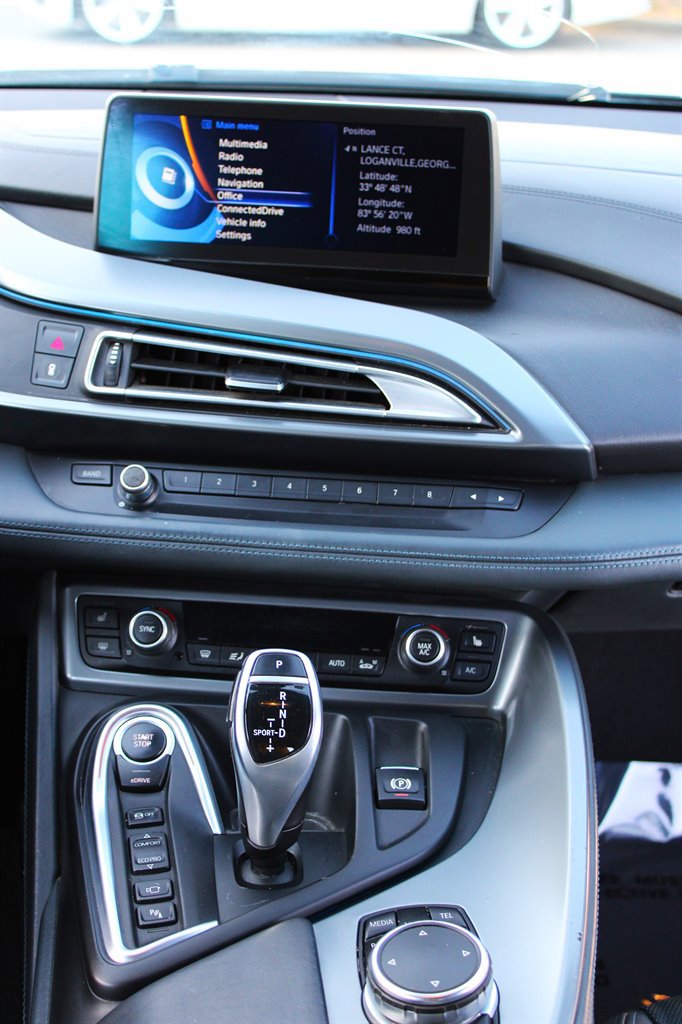 Used 2015 BMW i8 image 22