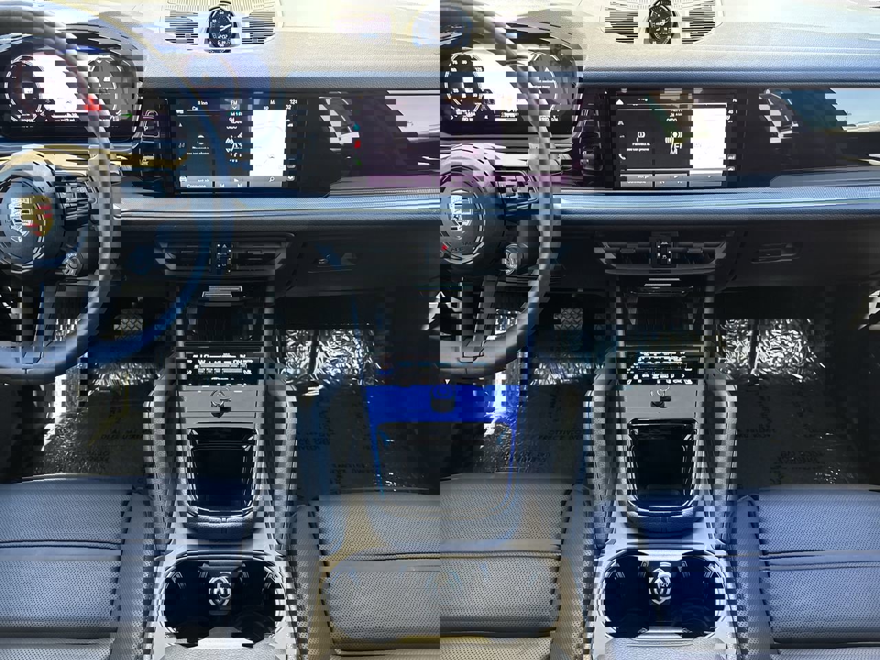 Used 2025 Porsche Cayenne E-Hybrid Coupe image 15