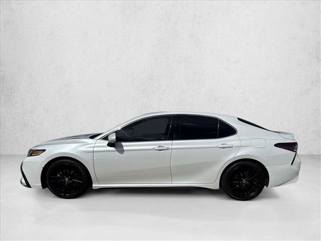 Used 2021 Toyota Camry XSE FWD image 9
