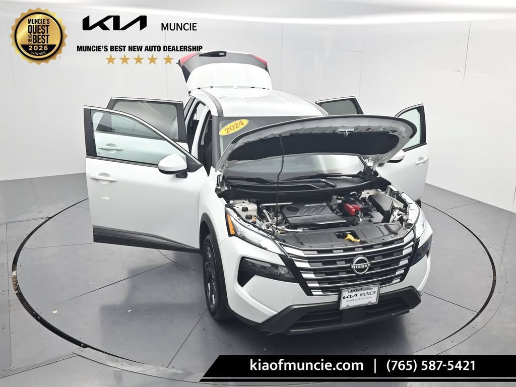 Used 2024 Nissan Rogue SV AWD/4WD image 52