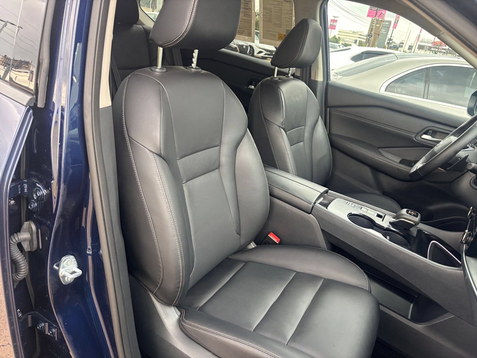 Used 2026 Nissan Rogue SL FWD image 38