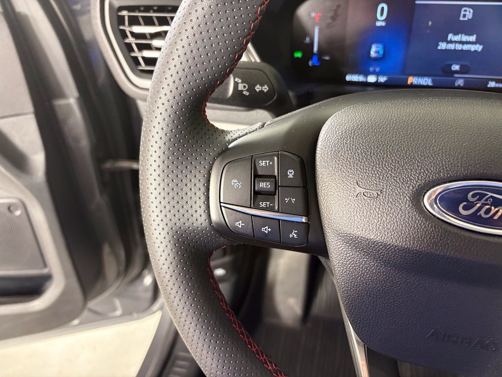 Used 2026 Ford Escape ST-Line w/ Tech Pack #1 FWD image 23