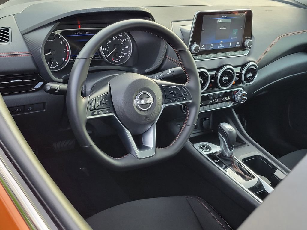 Certified 2025 Nissan Sentra SR image 3