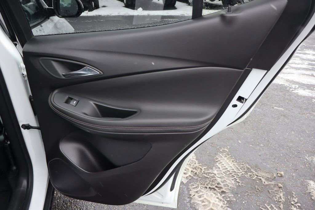 Used 2023 Buick Encore GX Select w/ Safety Package II image 27