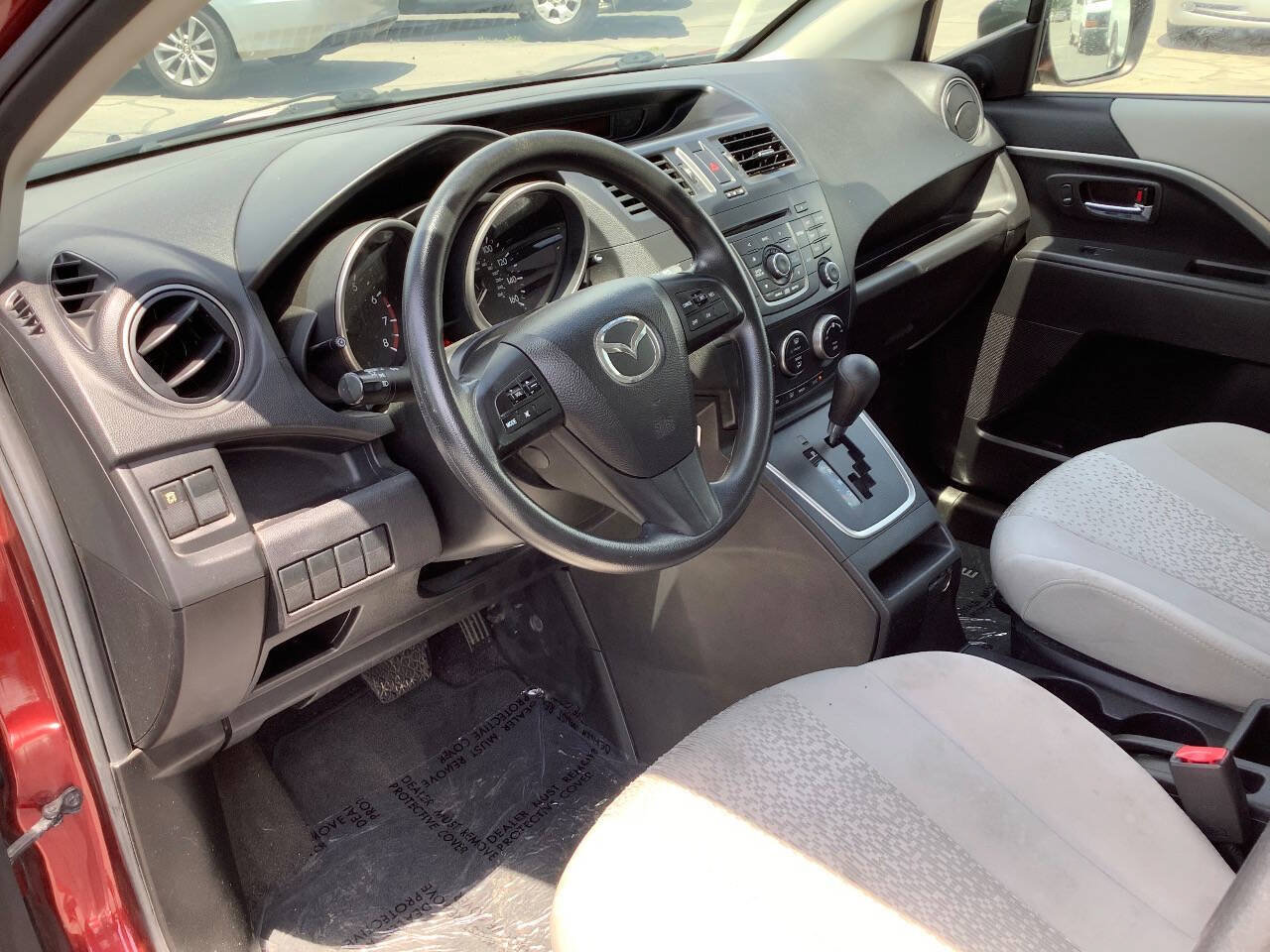 Used 2012 MAZDA MAZDA5 Sport FWD image 23