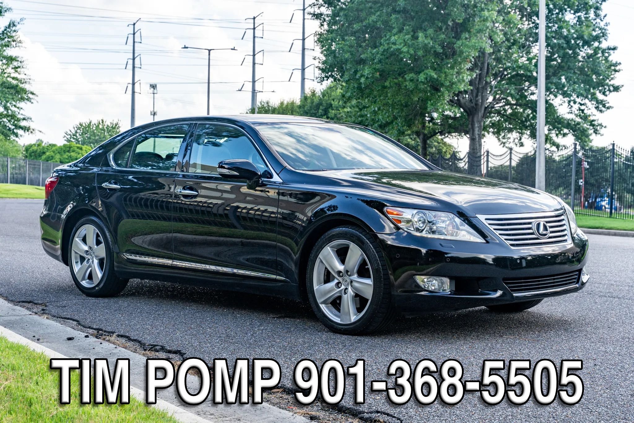 Used 2012 Lexus LS 460 w/ Comfort Pkg RWD image 4
