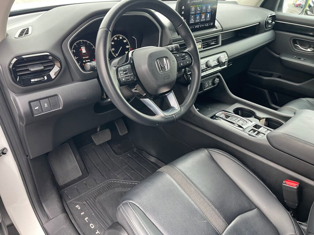 Used 2023 Honda Pilot EX-L image 5