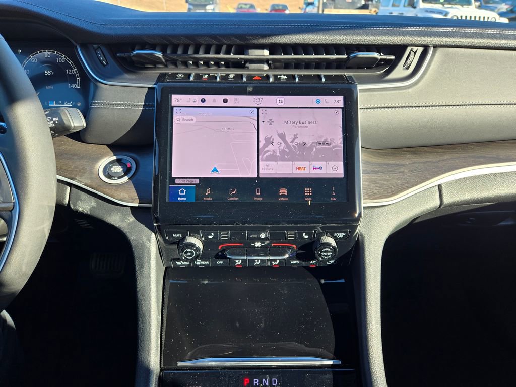 New 2025 Jeep Grand Cherokee Limited image 18