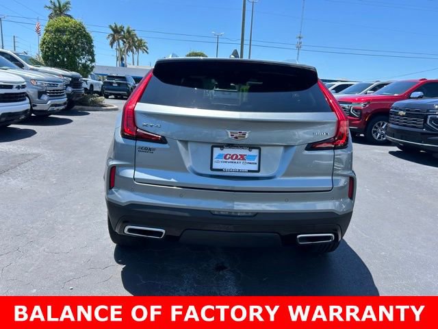 Used 2025 Cadillac XT4 Premium Luxury FWD image 5