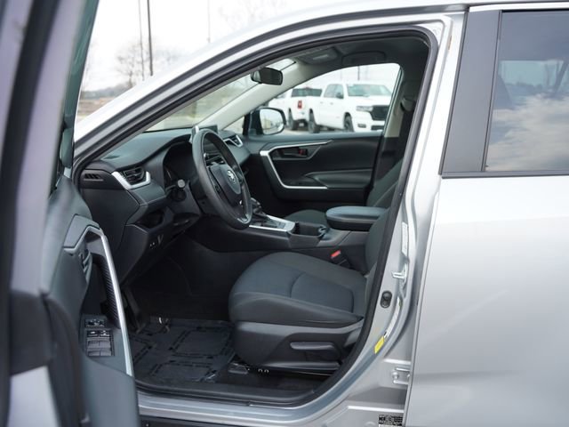 Used 2024 Toyota RAV4 LE FWD image 11