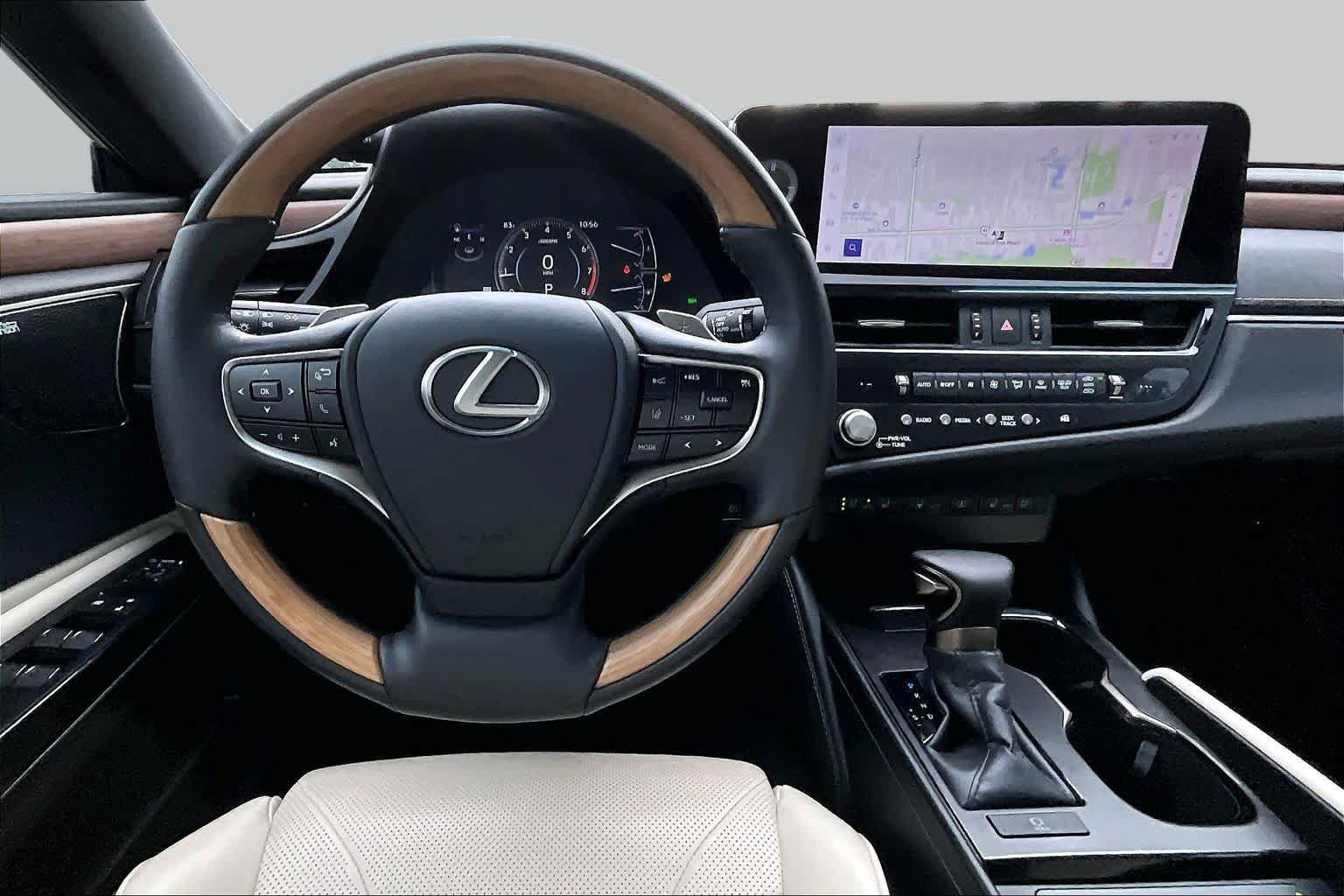 Used 2025 Lexus ES 350 Ultra Luxury w/ Accessory Package (Z2) FWD image 6