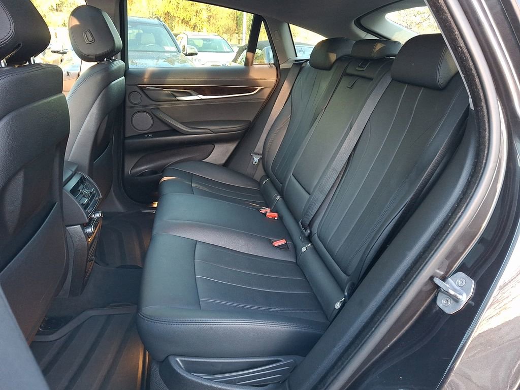 Used 2015 BMW X6 xDrive35i image 8