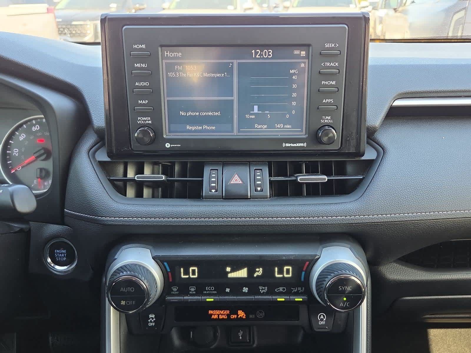 Used 2020 Toyota RAV4 XLE Premium FWD image 27