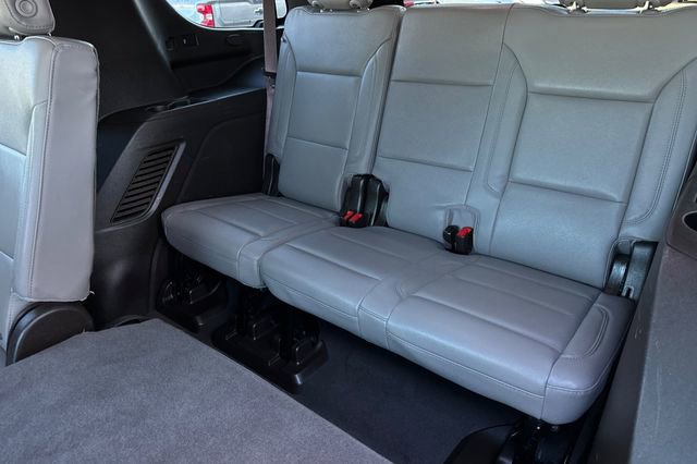 Used 2023 Chevrolet Tahoe Z71 w/ Z71 Off-Road Package image 17