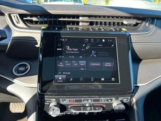 New 2025 Jeep Grand Cherokee 4WD image 17